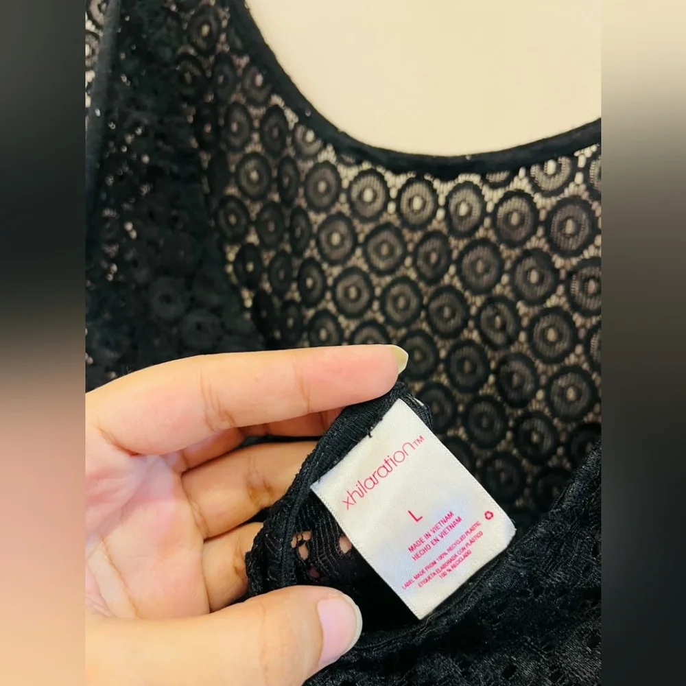 Crochet net dress - Picture 4 of 7